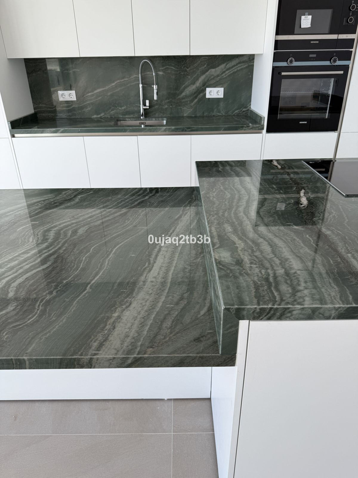 3 Bed, 3 Bath, ApartmentFor Sale, Estepona, Malaga