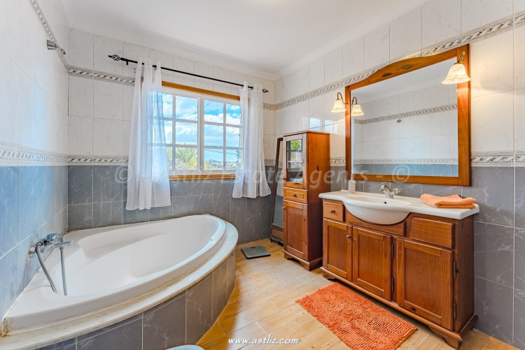 4 Bed, 3 Bath, HouseFor Sale, Las Zocas, San Miguel