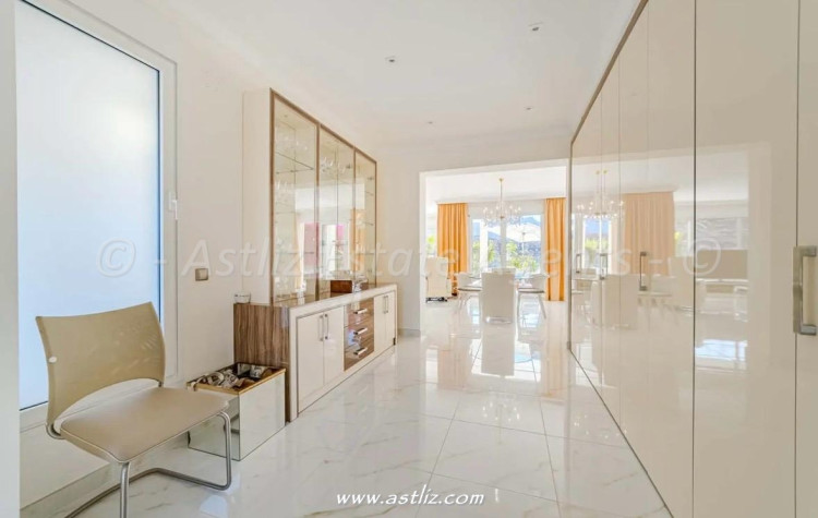 4 Bed, 4 Bath, HouseFor Sale, Golf Adeje, La Caleta