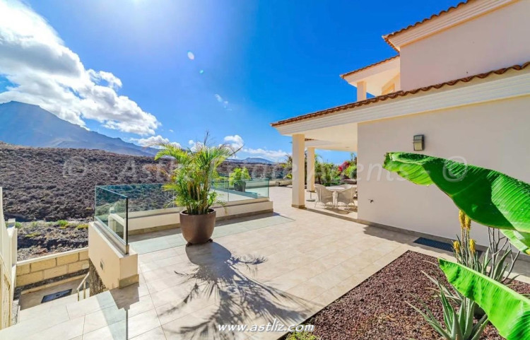 4 Bed, 4 Bath, HouseFor Sale, Golf Adeje, La Caleta