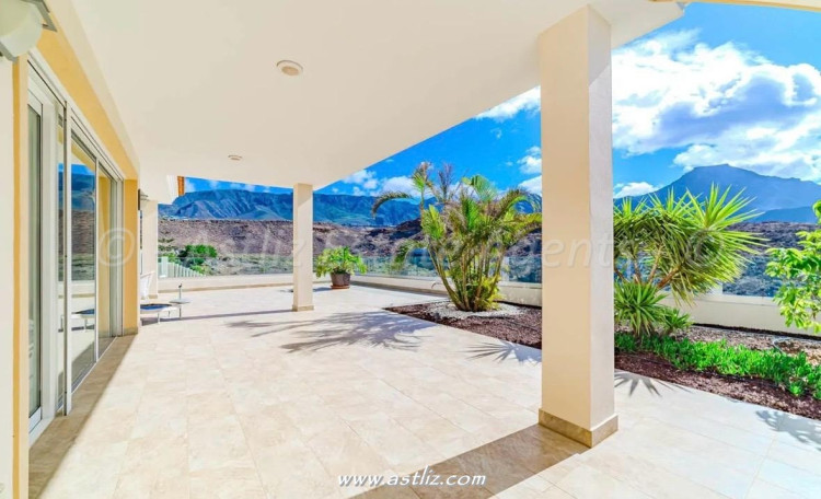 4 Bed, 4 Bath, HouseFor Sale, Golf Adeje, La Caleta