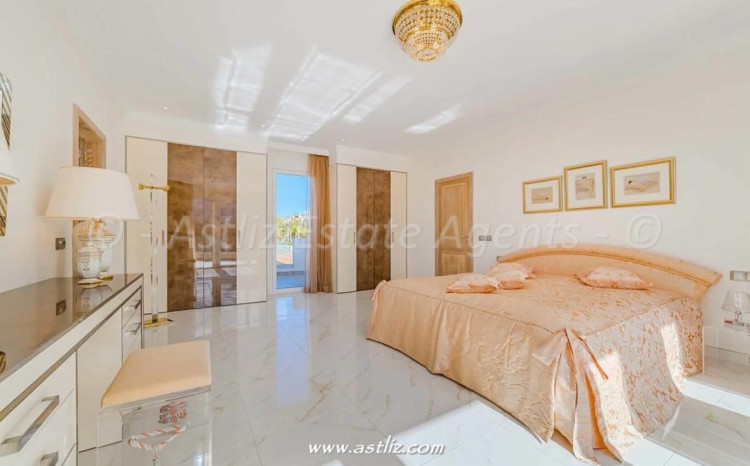 4 Bed, 4 Bath, HouseFor Sale, Golf Adeje, La Caleta