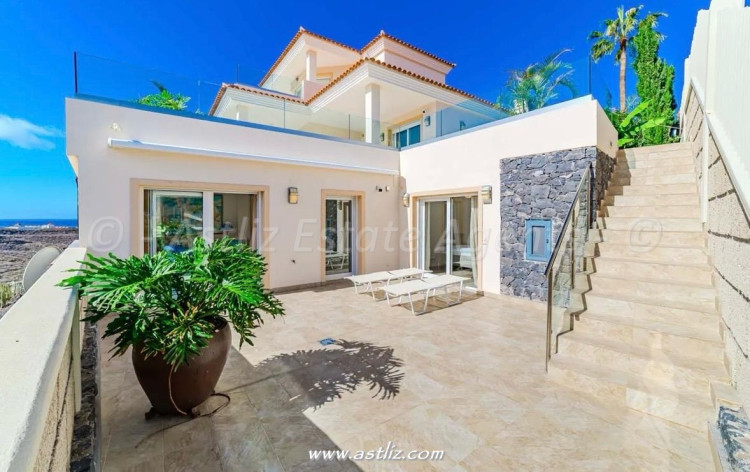 4 Bed, 4 Bath, HouseFor Sale, Golf Adeje, La Caleta