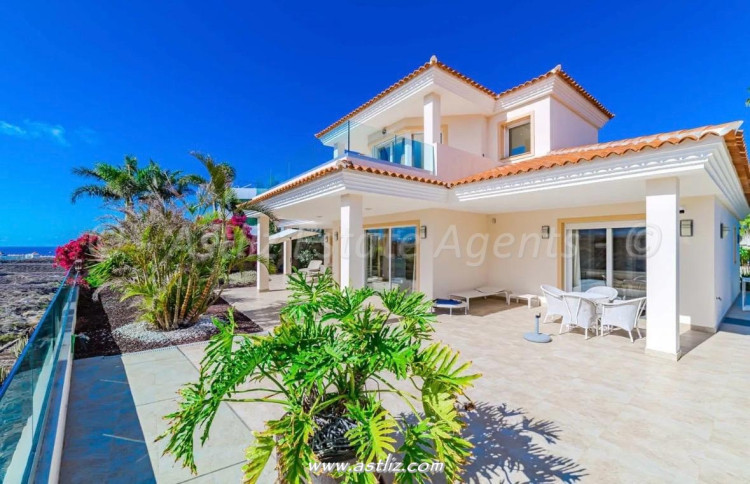 4 Bed, 4 Bath, HouseFor Sale, Golf Adeje, La Caleta