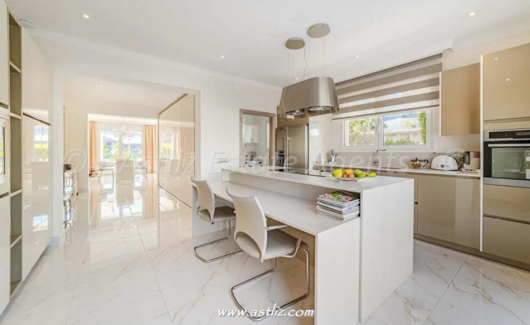 4 Bed, 4 Bath, HouseFor Sale, Golf Adeje, La Caleta