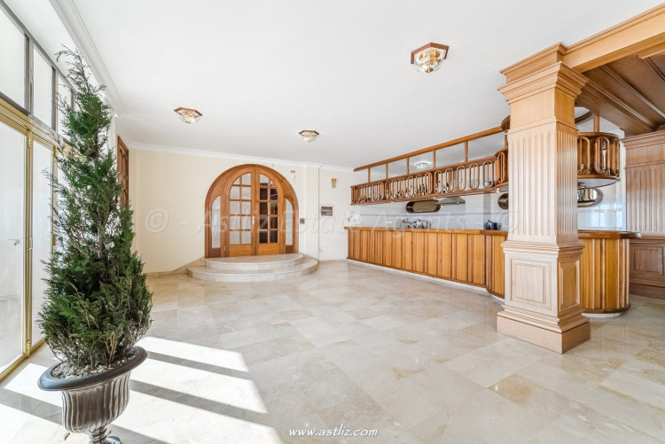 8 Bed, 8 Bath, HouseFor Sale, Santa Cruz De Tenerife, Santa Cruz de Tenerife