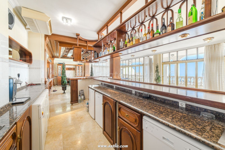 8 Bed, 8 Bath, HouseFor Sale, Santa Cruz De Tenerife, Santa Cruz de Tenerife