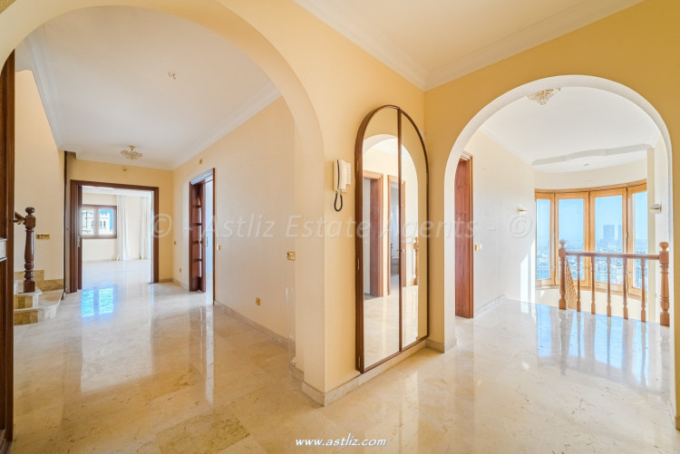 8 Bed, 8 Bath, HouseFor Sale, Santa Cruz De Tenerife, Santa Cruz de Tenerife