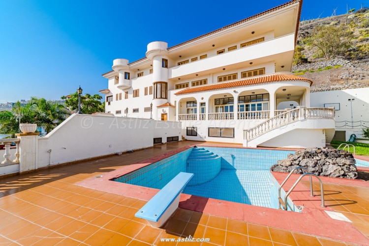 8 Bed, 8 Bath, HouseFor Sale, Santa Cruz De Tenerife, Santa Cruz de Tenerife
