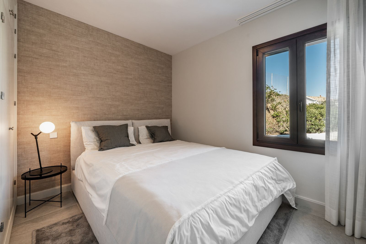 5 Bed, 5 Bath, HouseFor Sale, Estepona, Malaga