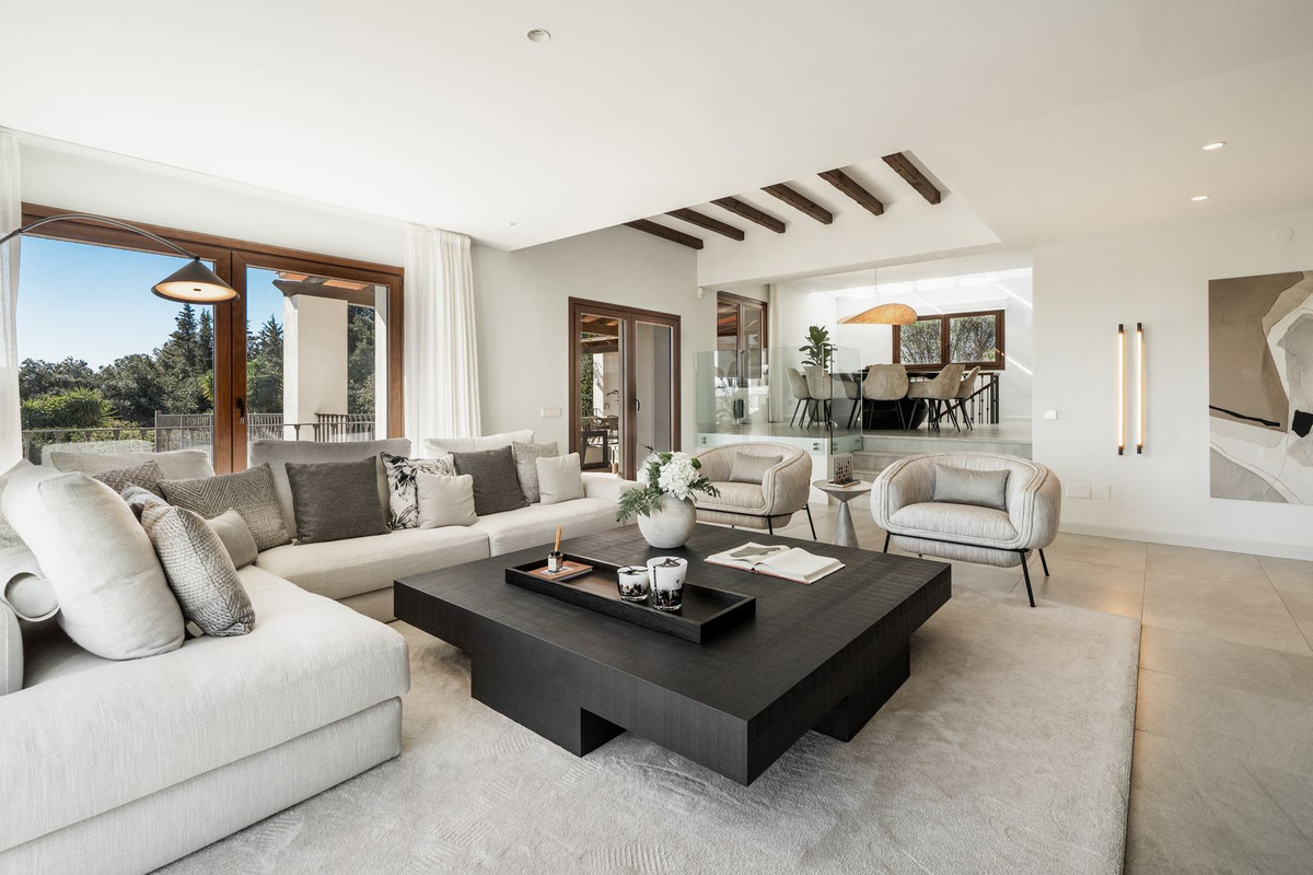 5 Bed, 5 Bath, HouseFor Sale, Estepona, Malaga