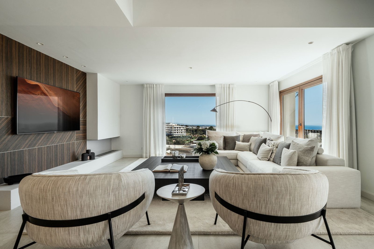 5 Bed, 5 Bath, HouseFor Sale, Estepona, Malaga