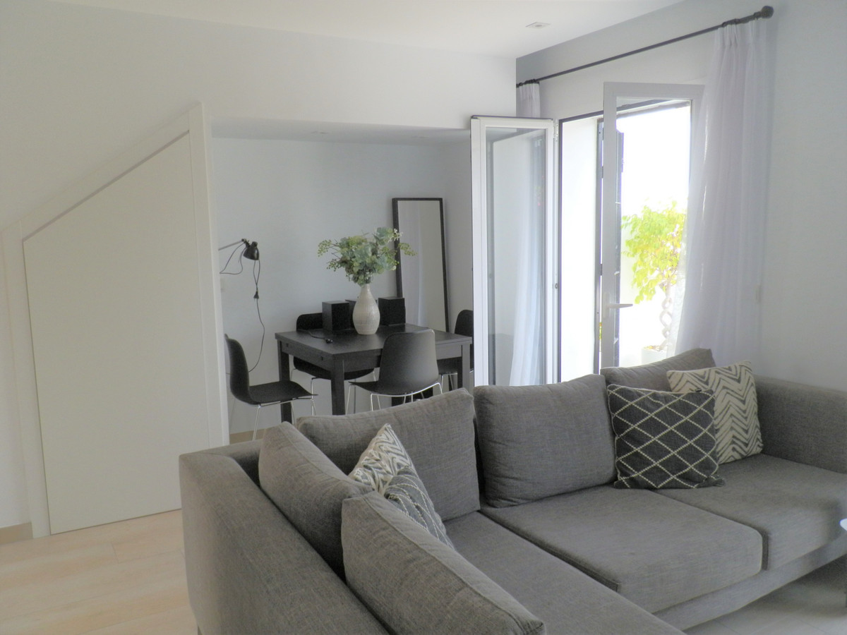 2 Bed, 2 Bath, HouseFor Sale, Nueva Andalucia, Malaga