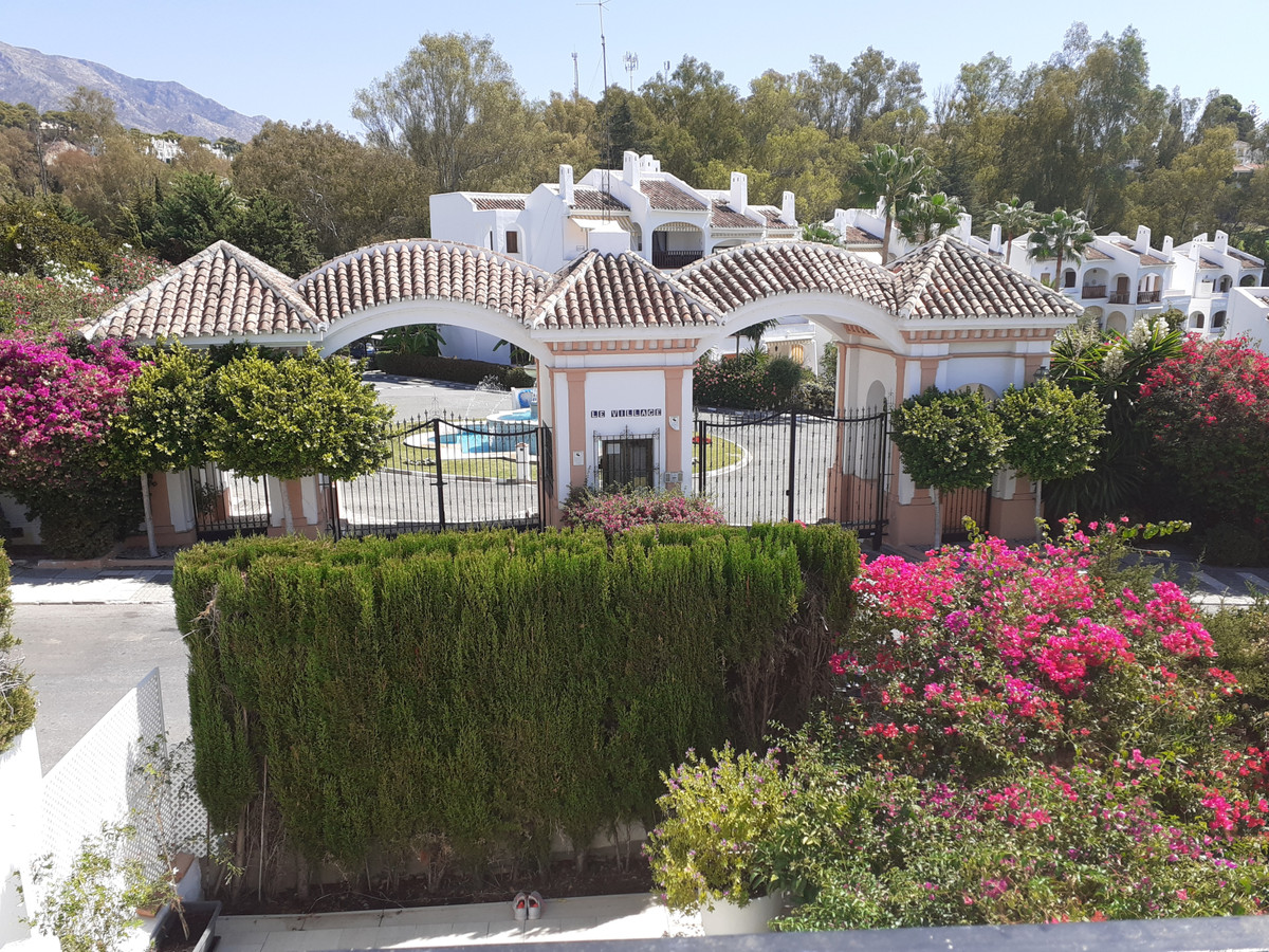 2 Bed, 2 Bath, HouseFor Sale, Nueva Andalucia, Malaga