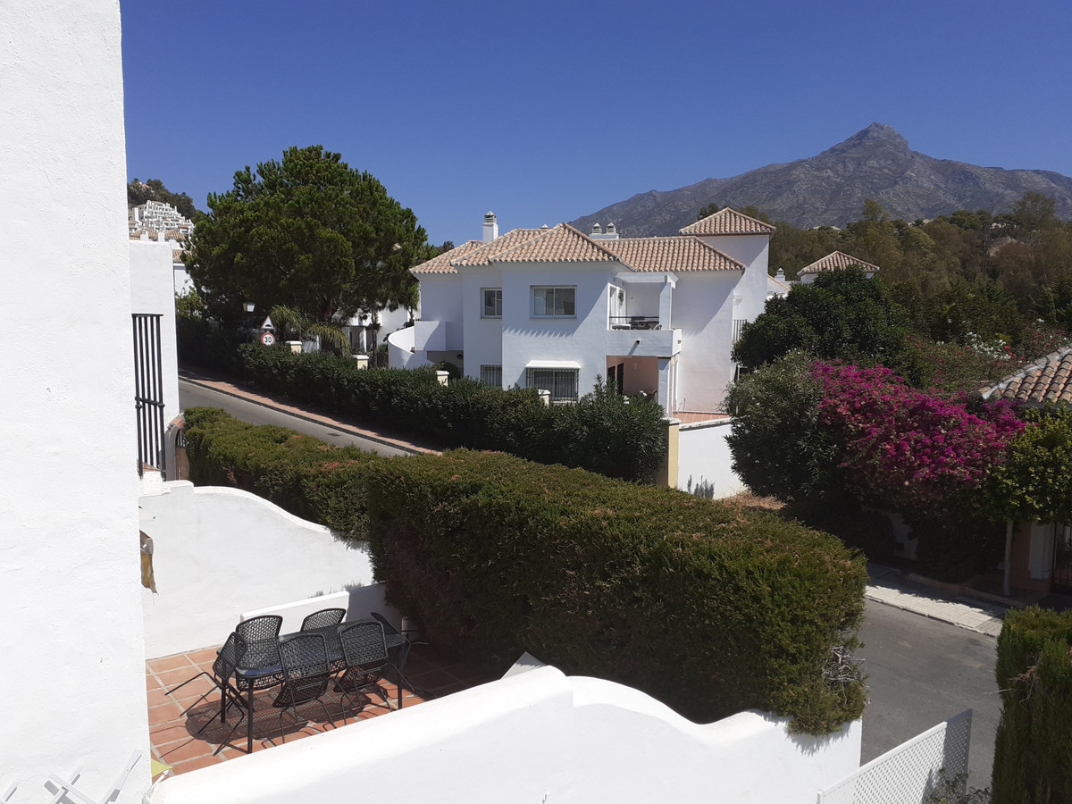 2 Bed, 2 Bath, HouseFor Sale, Nueva Andalucia, Malaga