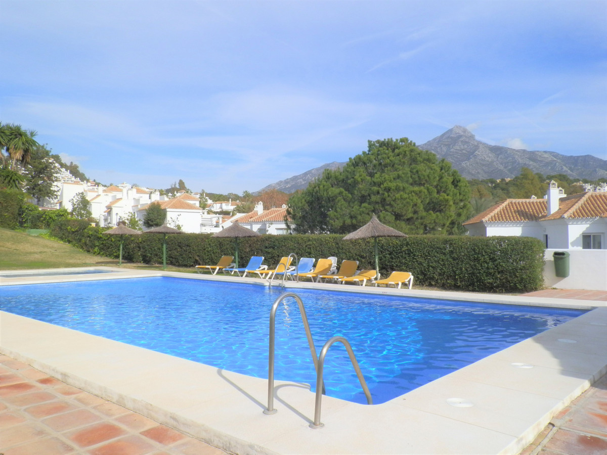 2 Bed, 2 Bath, HouseFor Sale, Nueva Andalucia, Malaga