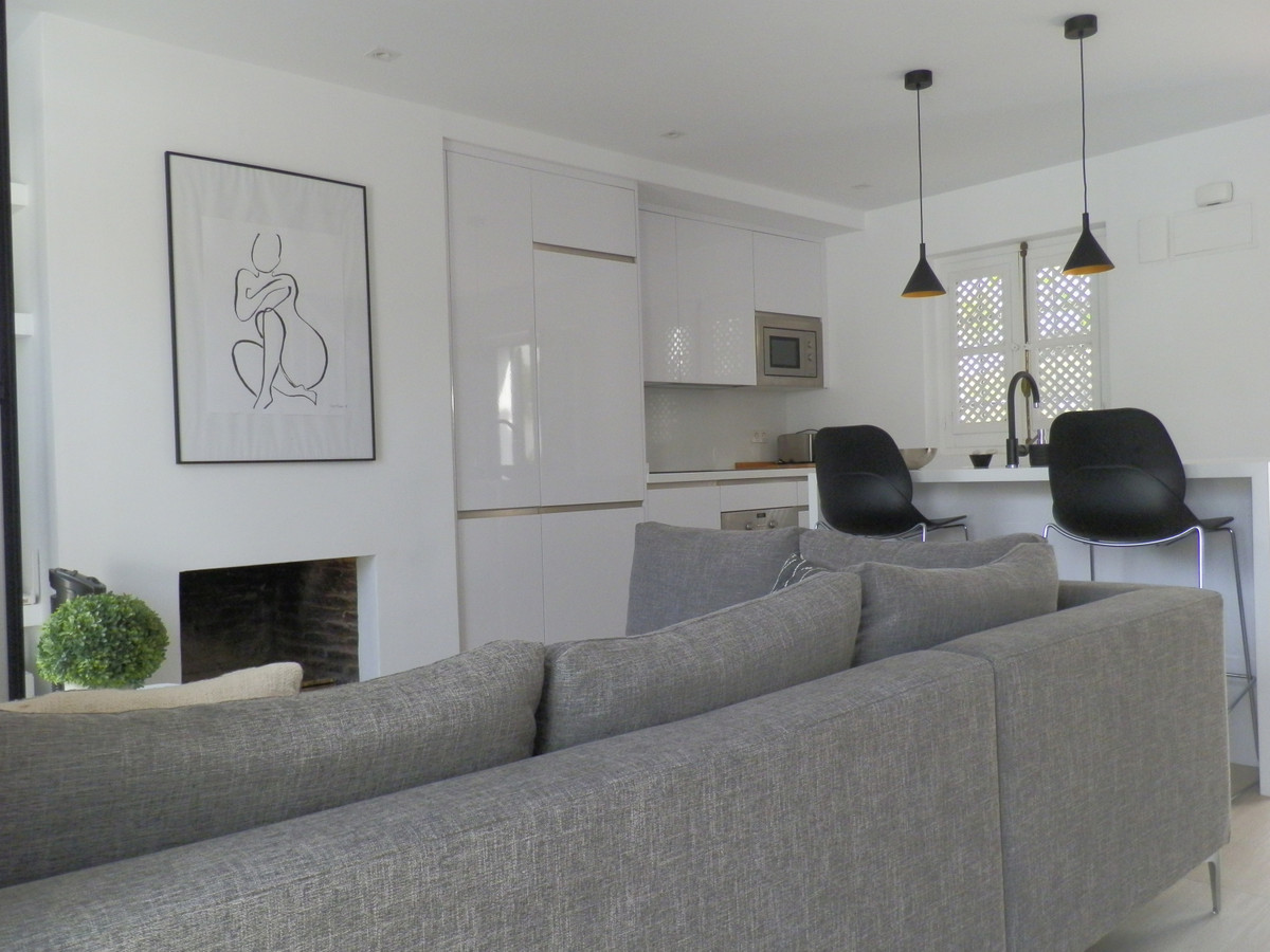 2 Bed, 2 Bath, HouseFor Sale, Nueva Andalucia, Malaga