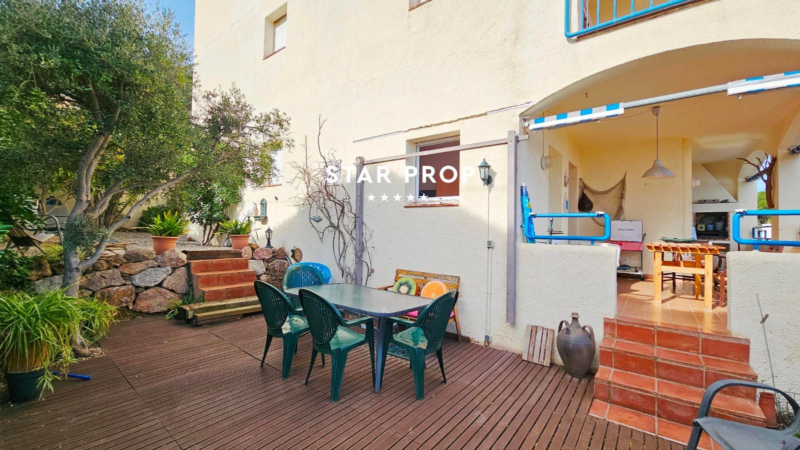 3 Bed, 1 Bath, ApartmentFor Sale, Llançà, Girona
