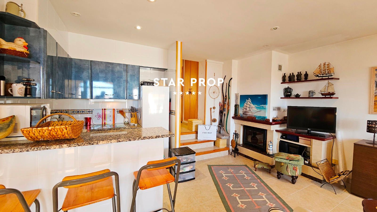 3 Bed, 1 Bath, ApartmentFor Sale, Llançà, Girona