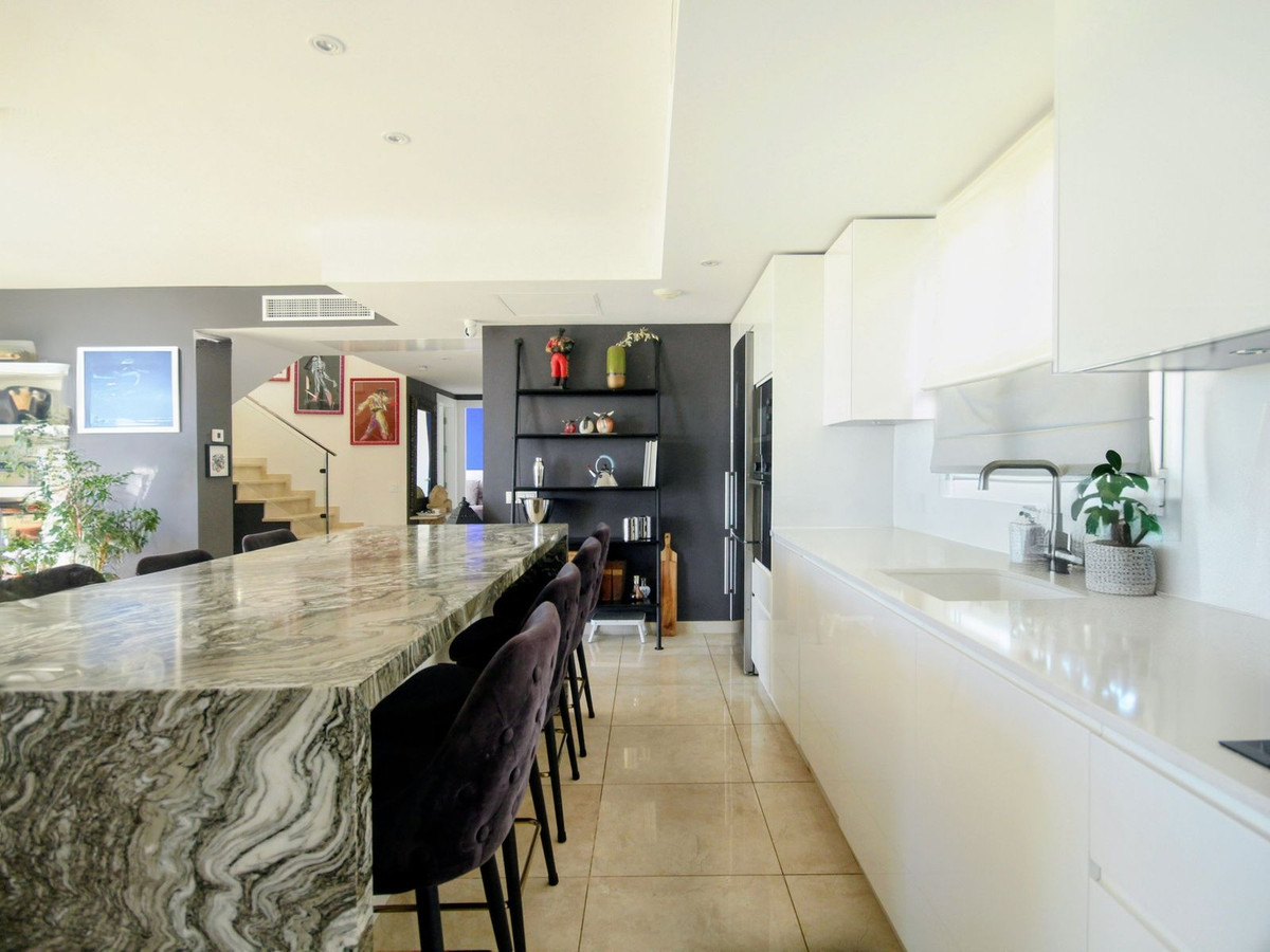 2 Bed, 2 Bath, ApartmentFor Sale, Los Monteros, Malaga