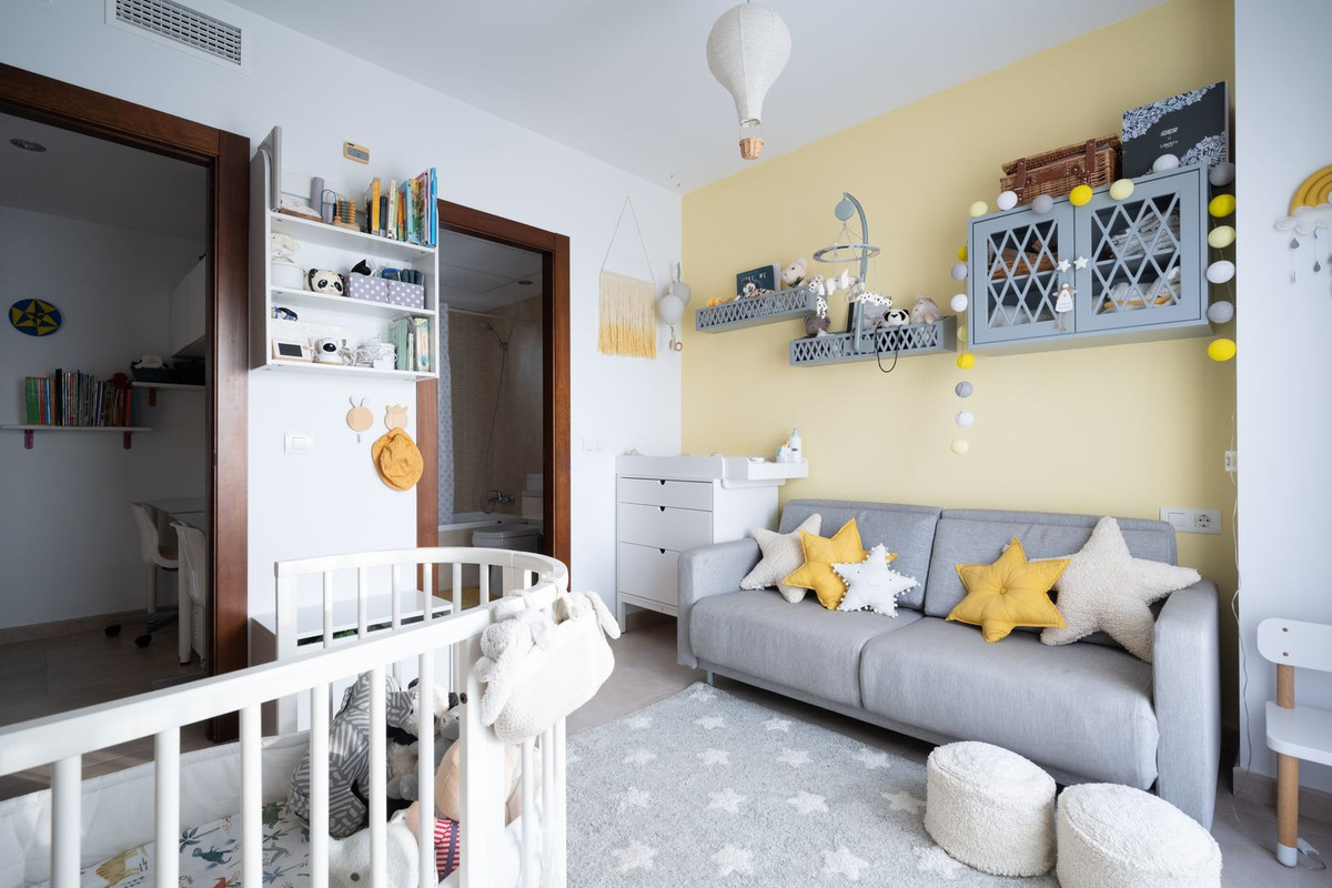 3 Bed, 4 Bath, ApartmentFor Sale, Los Monteros, Malaga