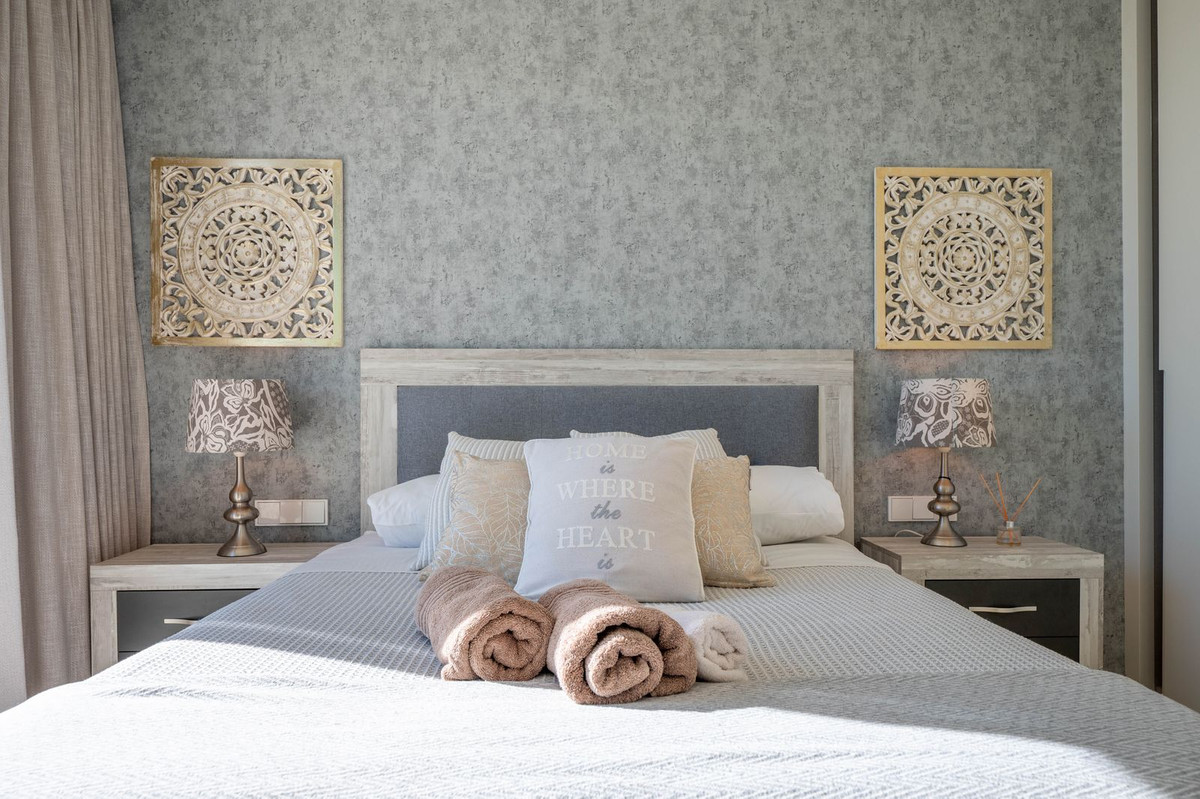 4 Bed, 3 Bath, HouseFor Sale, La Cala de Mijas, Malaga