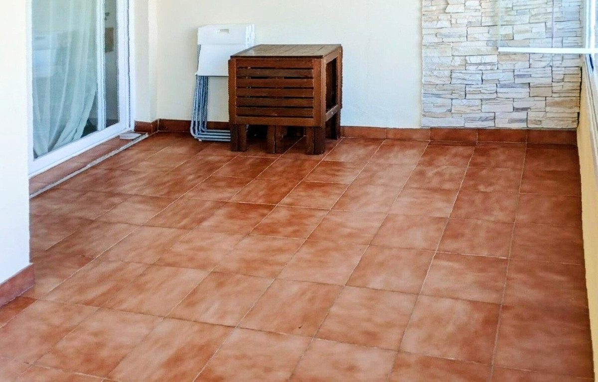 3 Bed, 1 Bath, ApartmentFor Sale, Riviera Del Sol, Malaga