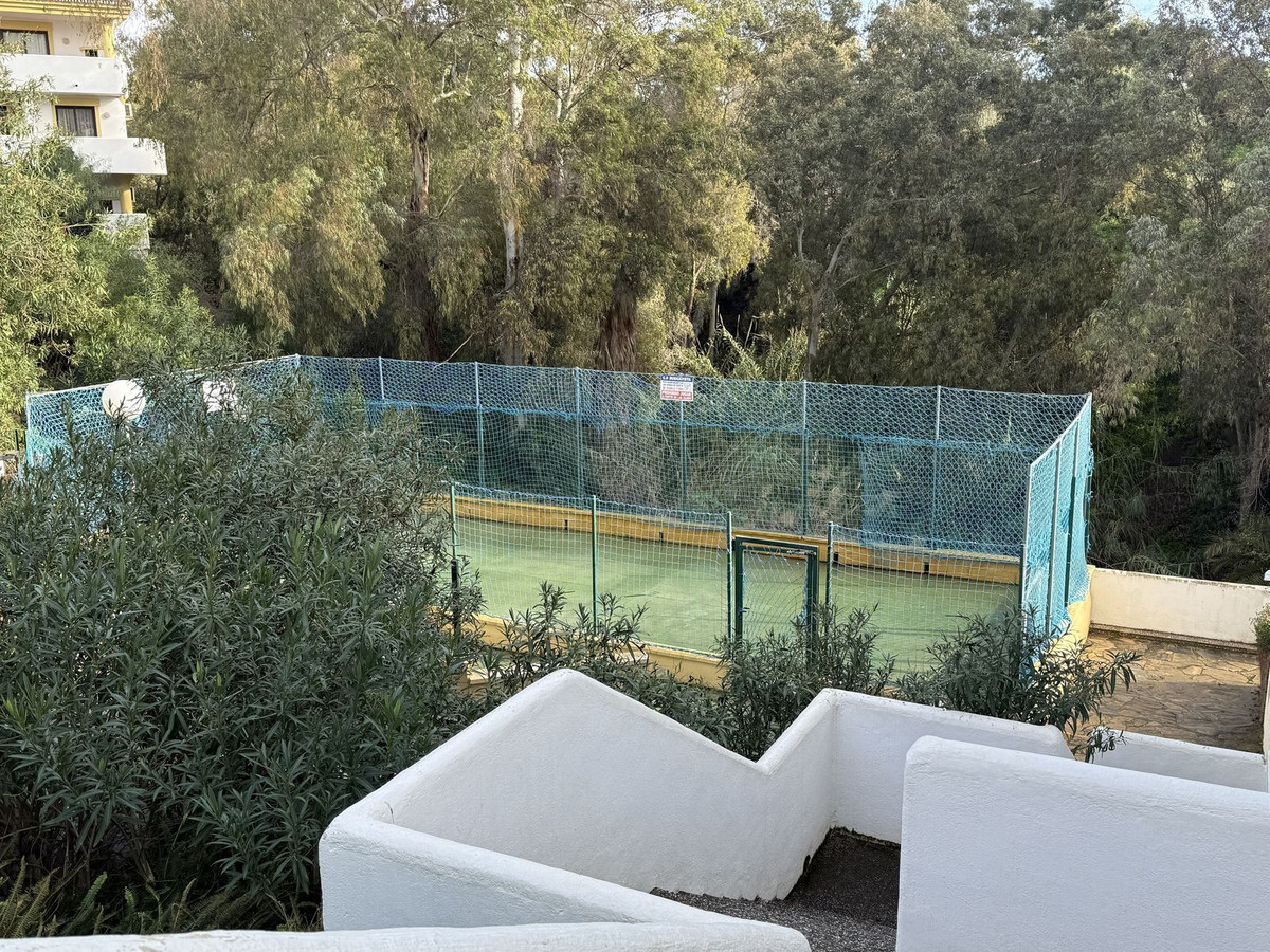 2 Bed, 1 Bath, ApartmentFor Sale, Calahonda, Malaga