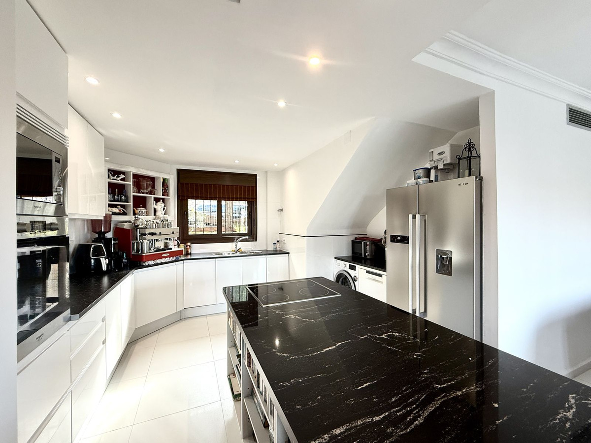 3 Bed, 3 Bath, HouseFor Sale, Riviera Del Sol, Malaga