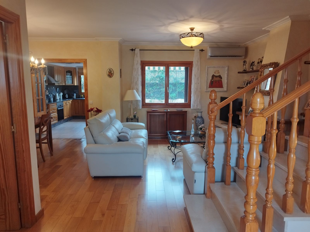 5 Bed, 2 Bath, HouseFor Sale, Palma de Mallorca, Islas Baleares