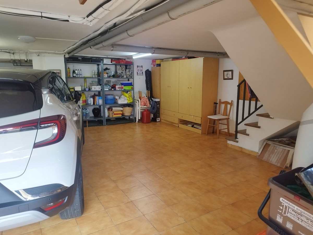 5 Bed, 2 Bath, HouseFor Sale, Palma de Mallorca, Islas Baleares