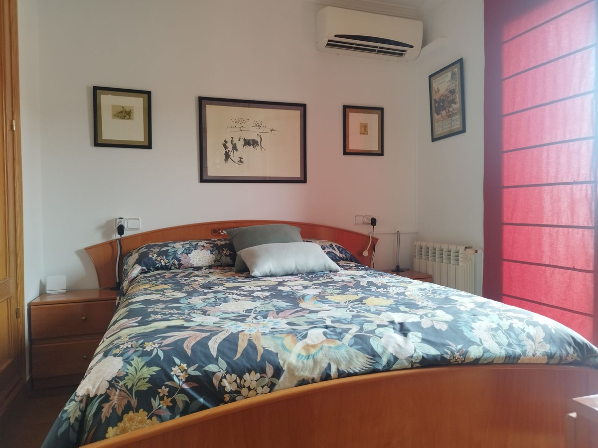 5 Bed, 2 Bath, HouseFor Sale, Palma de Mallorca, Islas Baleares