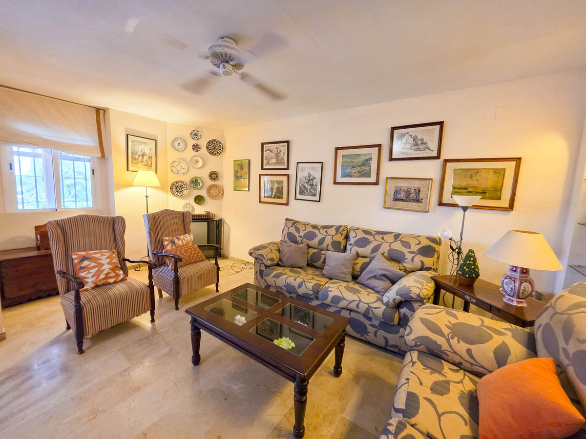 5 Bed, 4 Bath, HouseFor Sale, Casares Playa, Malaga