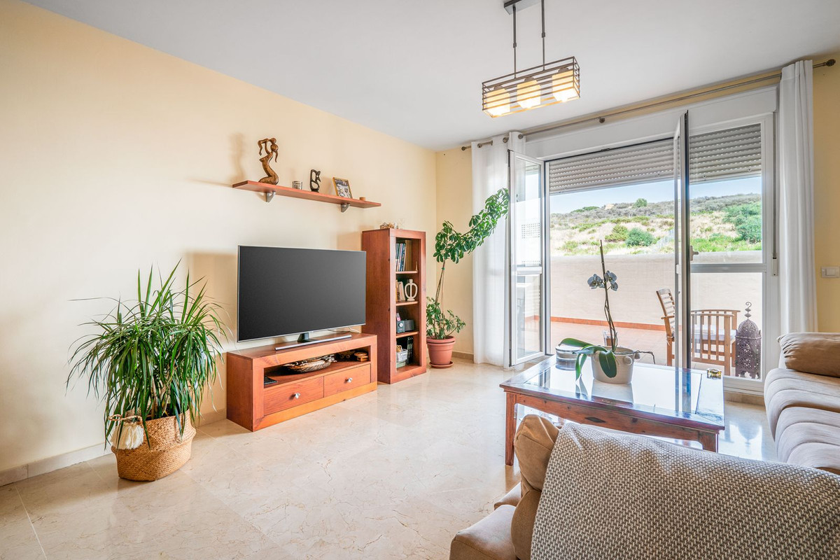 2 Bed, 2 Bath, ApartmentFor Sale, La Duquesa, Malaga