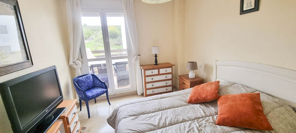 2 Bed, 2 Bath, ApartmentFor Sale, La Duquesa, Malaga