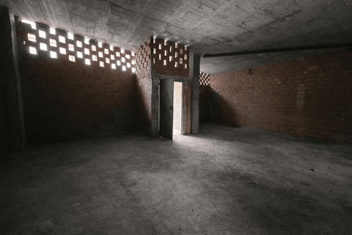 Commercial Property, For Sale