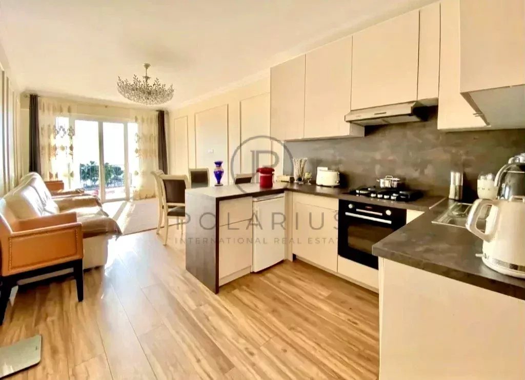 3 Bed, 1 Bath, ApartmentFor Sale, Nice, Alpes-Maritimes