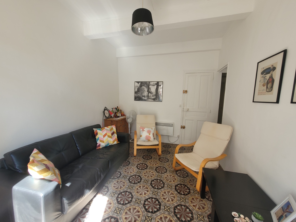 3 Bed, 1 Bath, ApartmentFor Sale, Saint Genies De Fontedit, Herault, Languedoc-Roussillon, 34480