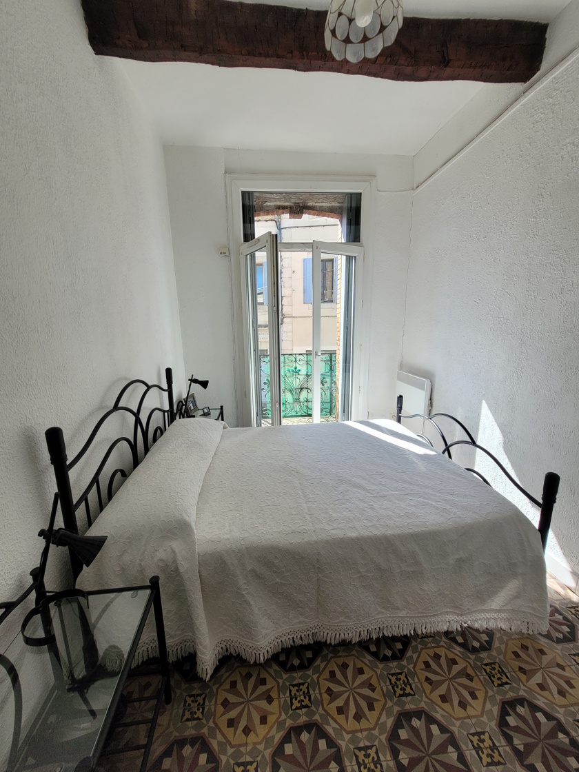 3 Bed, 1 Bath, ApartmentFor Sale, Saint Genies De Fontedit, Herault, Languedoc-Roussillon, 34480