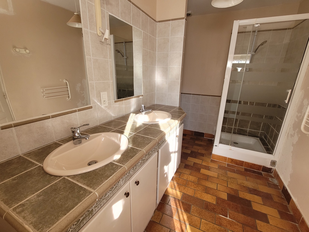 Commercial Property, For Sale