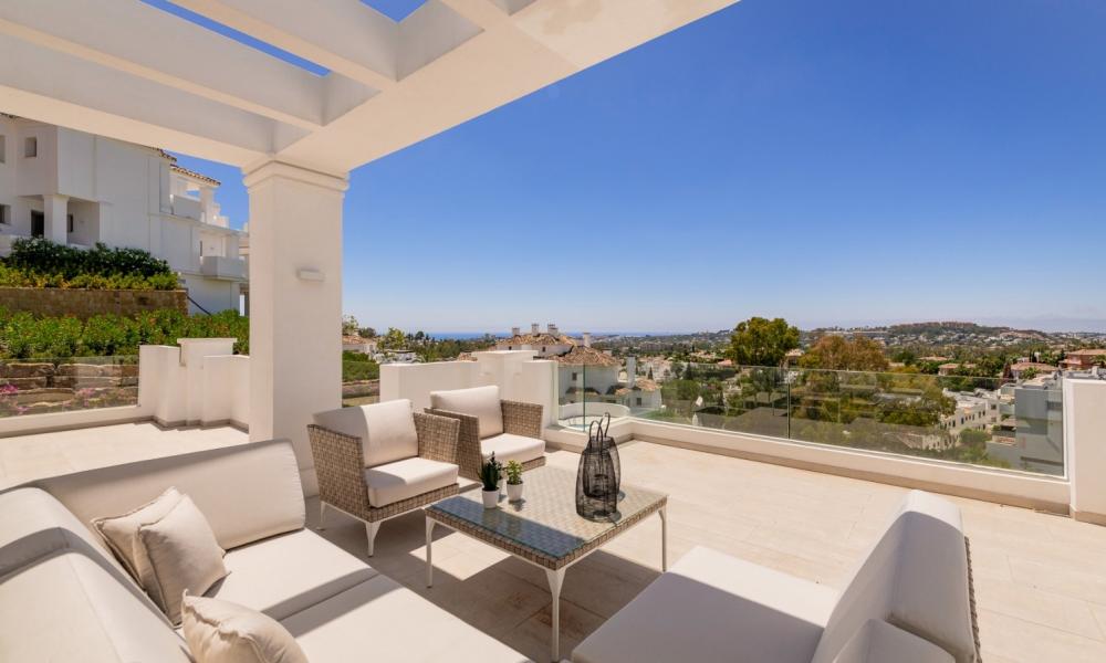 2 Bed, 2 Bath, ApartmentFor Sale, Nueva Andalucia, Malaga