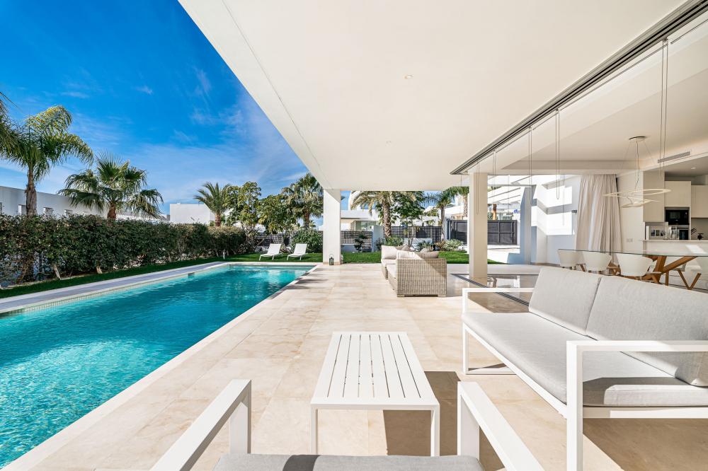 3 Bed, 3 Bath, HouseFor Sale, Río Real, Malaga