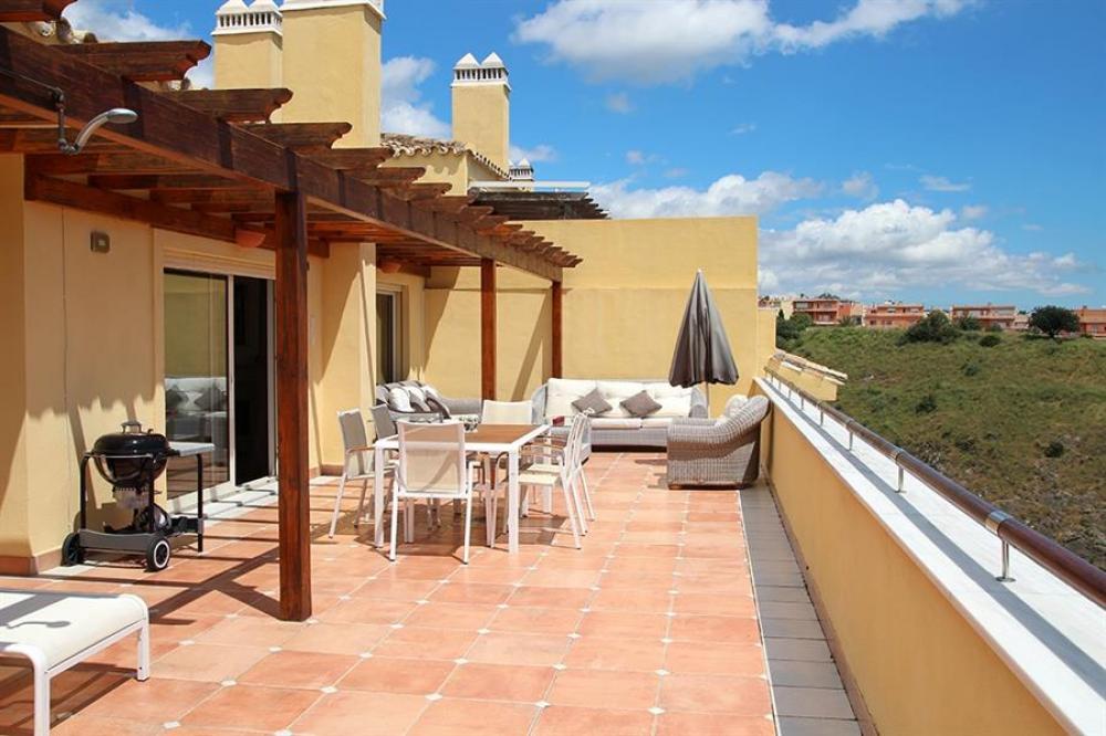 2 Bed, 2 Bath, ApartmentFor Sale, Sierra Blanca, Malaga