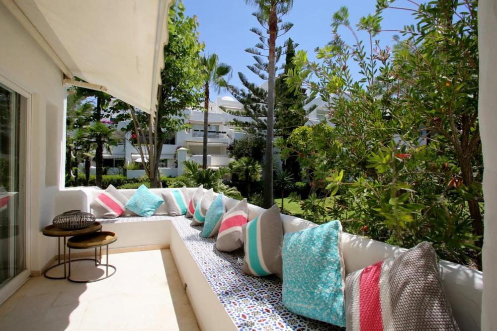 2 Bed, 2 Bath, ApartmentFor Sale, Puerto Banus, Malaga