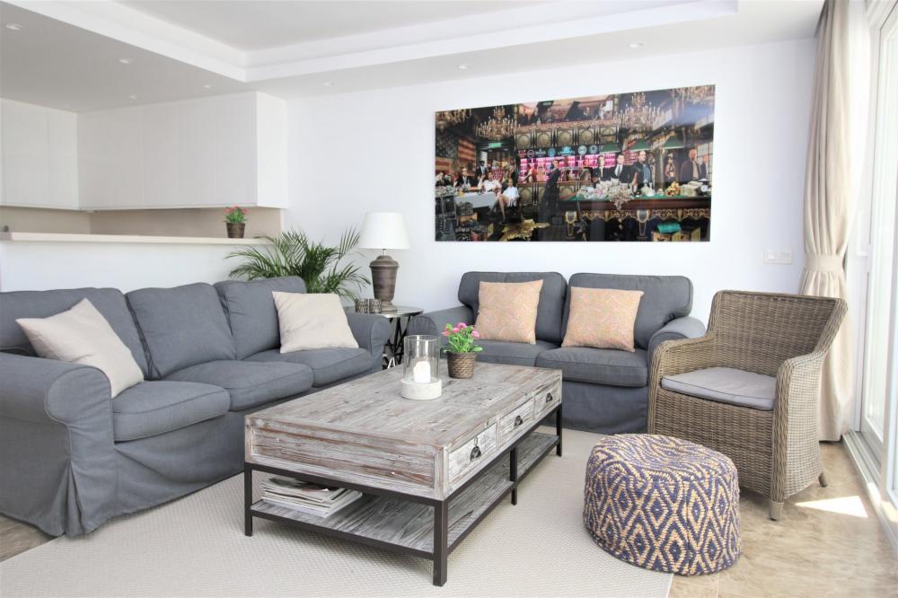 2 Bed, 2 Bath, ApartmentFor Sale, Puerto Banus, Malaga