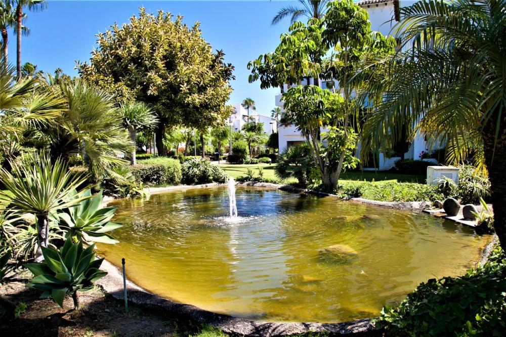 2 Bed, 2 Bath, ApartmentFor Sale, New Golden Mile, Malaga