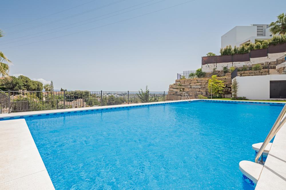 2 Bed, 2 Bath, ApartmentFor Sale, Benahavis, Malaga