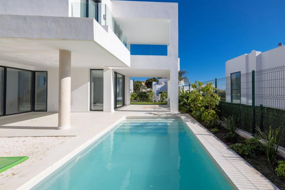 3 Bed, 3 Bath, HouseFor Sale, Sotogrande Costa, Malaga