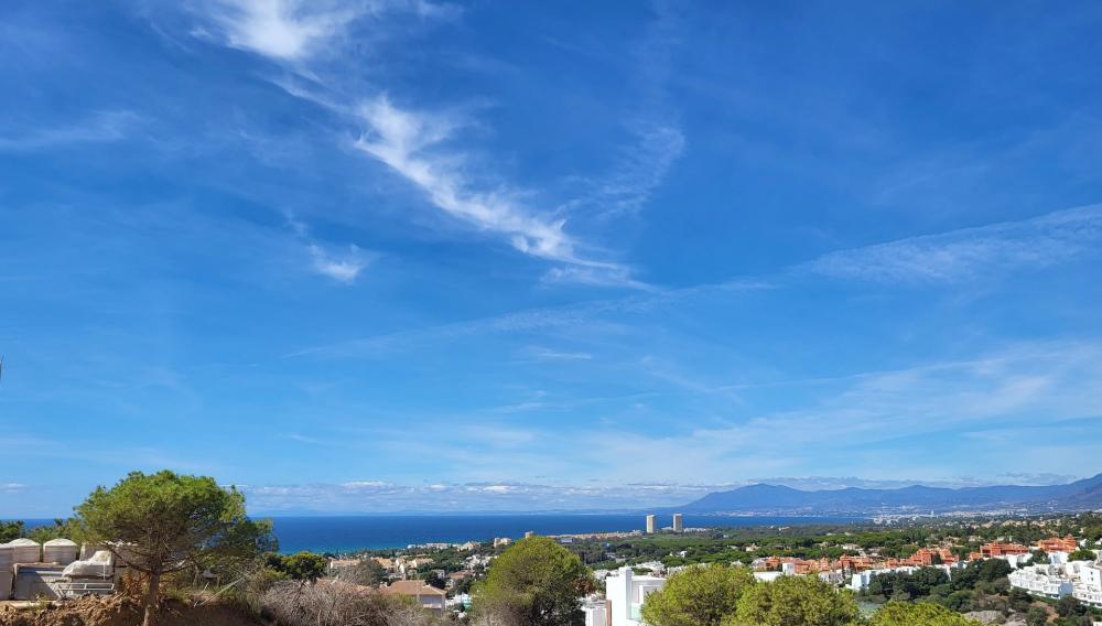 3 Bed, 3 Bath, ApartmentFor Sale, Cabopino, Malaga