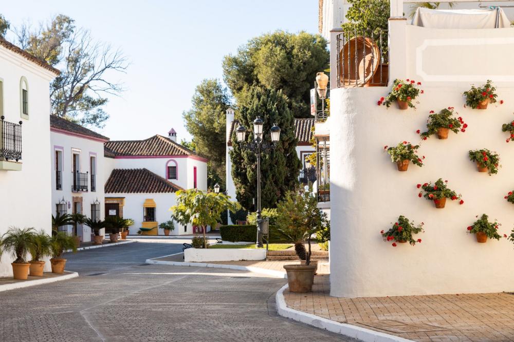 3 Bed, 3 Bath, HouseFor Sale, New Golden Mile, Malaga